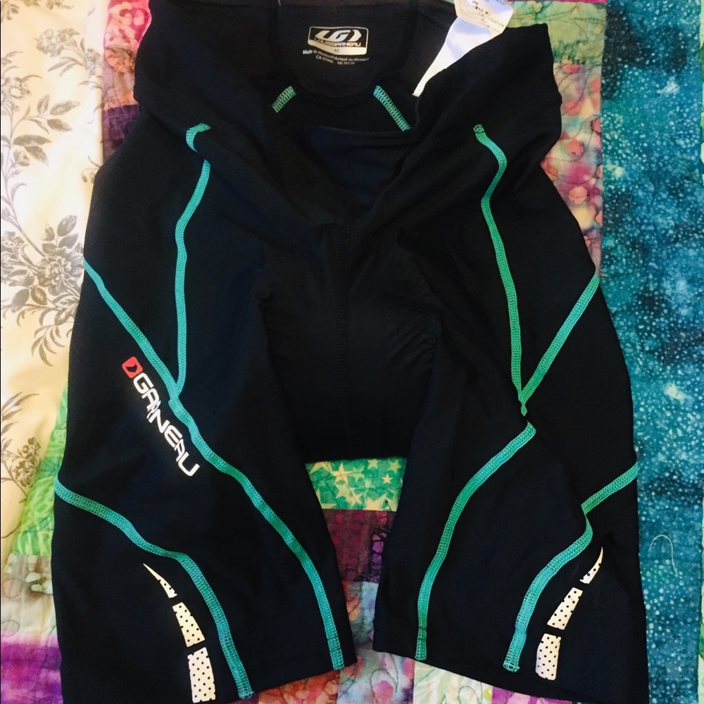 NWT Louis Garneau cycling shorts